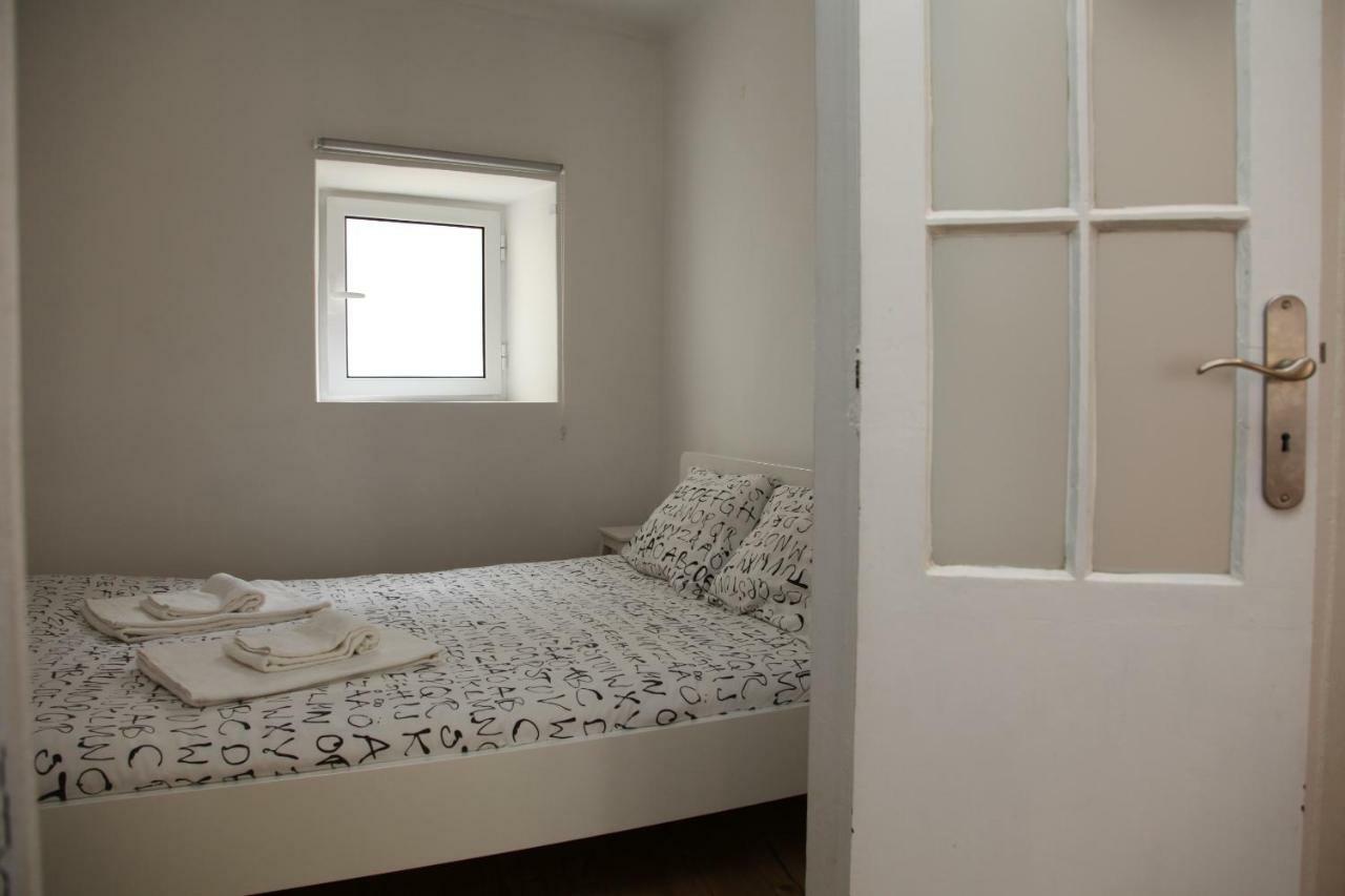 Apartamento Tiles Square Apartments - Desterro Flats