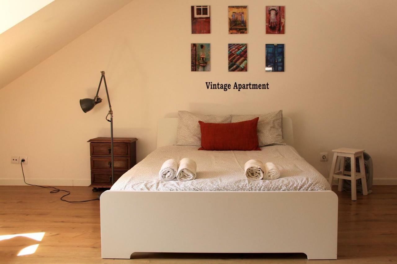 Apartamento Tiles Square Apartments - Desterro Flats